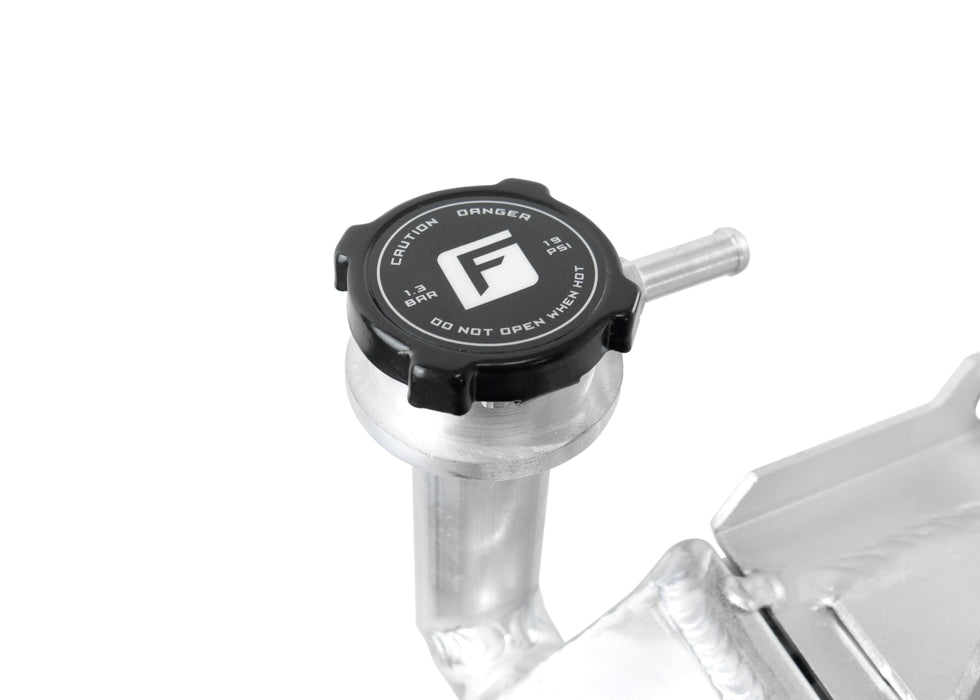 Universal Performance Radiator - Top Outlet Pipe Left / Bottom Outlet Pipe Right.