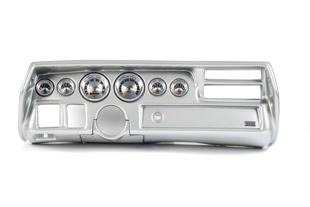 Classic Dash Classic Thunder Road Instrument Panels with AutoMeter Gauges 105700812 Autofit