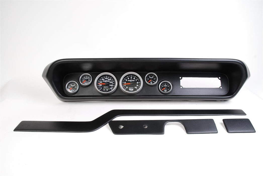 Classic Dash Classic Thunder Road Instrument Panels with AutoMeter Gauges 411640911 Autofit