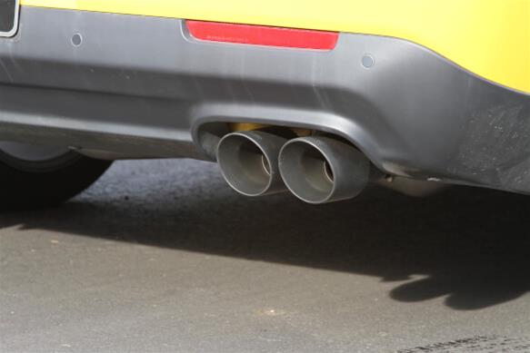 Flowmaster Flowmaster FlowFX Exhaust Systems 717904 Autofit