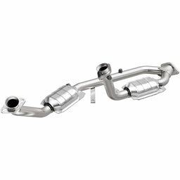MagnaFlow MagnaFlow California Grade CARB Compliant Direct-Fit Catalytic Converters 4451342 Autofit