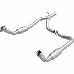 MagnaFlow MagnaFlow California Grade CARB Compliant Direct-Fit Catalytic Converters 5551153 Autofit
