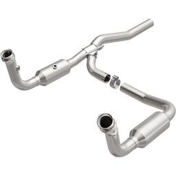 MagnaFlow MagnaFlow California Grade CARB Compliant Direct-Fit Catalytic Converters 5551187 Autofit