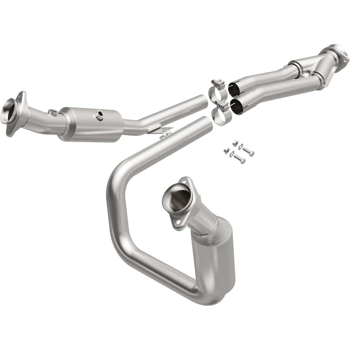MagnaFlow MagnaFlow California Grade CARB Compliant Direct-Fit Catalytic Converters 5551436 Autofit