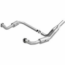 MagnaFlow MagnaFlow California Grade CARB Compliant Direct-Fit Catalytic Converters 5551458 Autofit