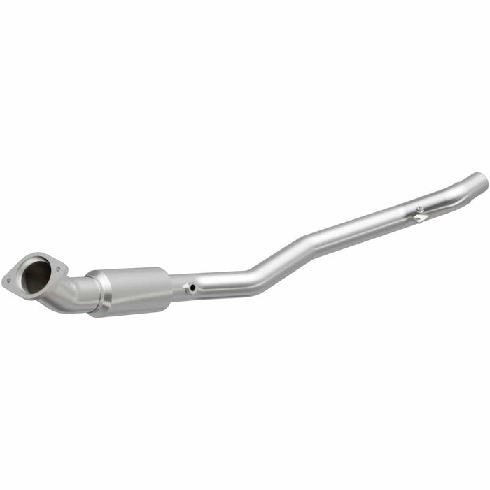MagnaFlow MagnaFlow California Grade CARB Compliant Direct-Fit Catalytic Converters 5561539 Autofit