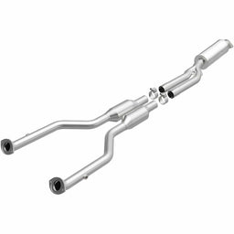 MagnaFlow MagnaFlow California Grade CARB Compliant Direct-Fit Catalytic Converters 5571168 Autofit