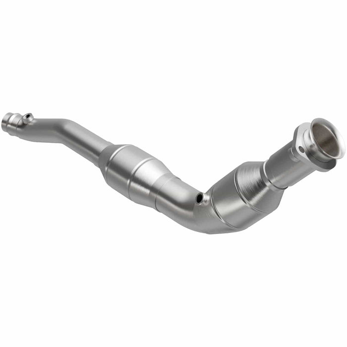 MagnaFlow MagnaFlow OEM Grade Federal/EPA Compliant Direct-Fit Catalytic Converters 21-717 Autofit