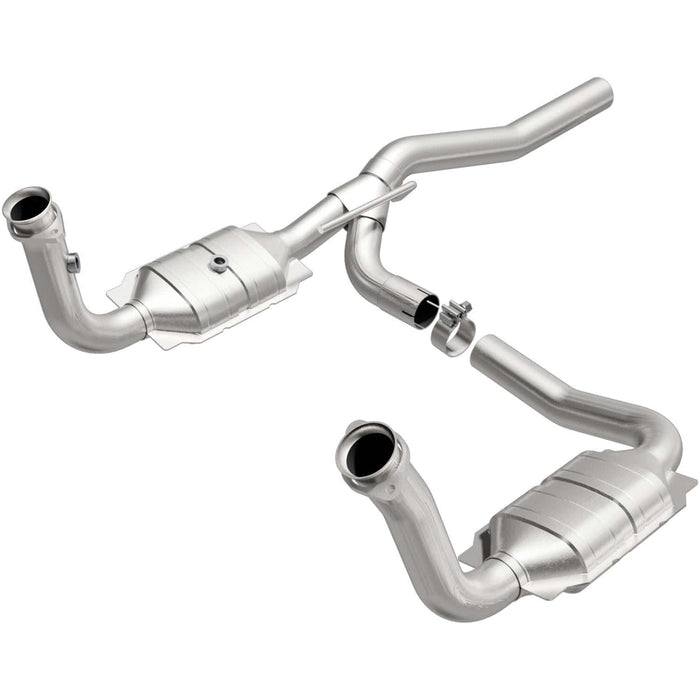 MagnaFlow MagnaFlow OEM Grade Federal/EPA Compliant Direct-Fit Catalytic Converters 52148 Autofit