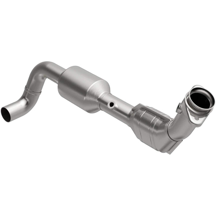 MagnaFlow MagnaFlow OEM Grade Federal/EPA Compliant Direct-Fit Catalytic Converters 52449 Autofit