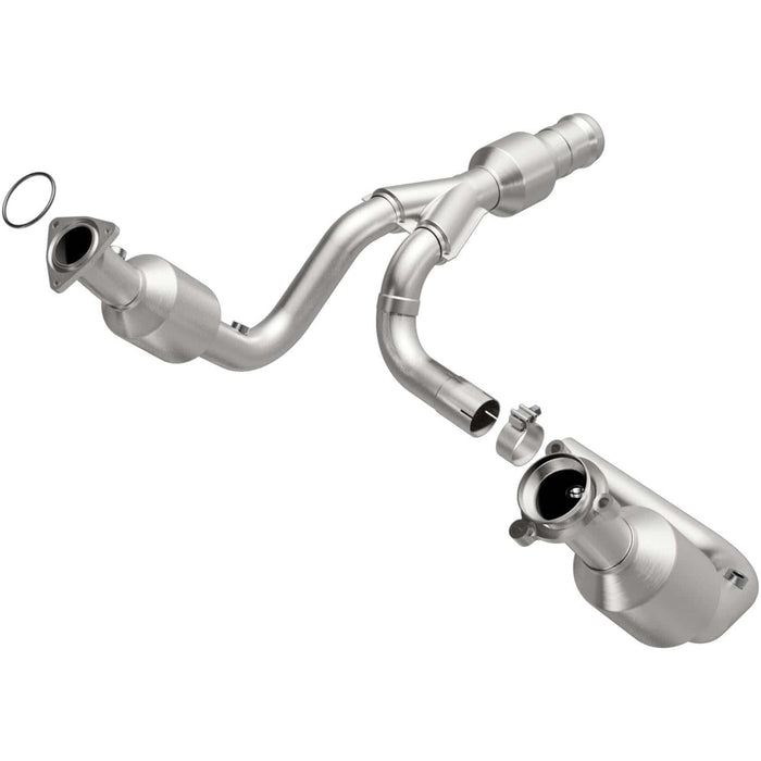 MagnaFlow MagnaFlow OEM Grade Federal/EPA Compliant Direct-Fit Catalytic Converters 52617 Autofit